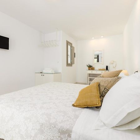 Perivoli Rooms Páros Eksteriør billede